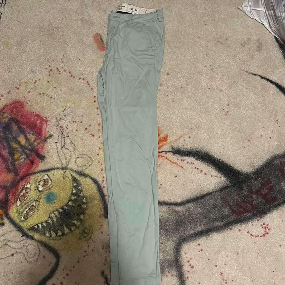 Men’s Abercrombie chinos 30x34